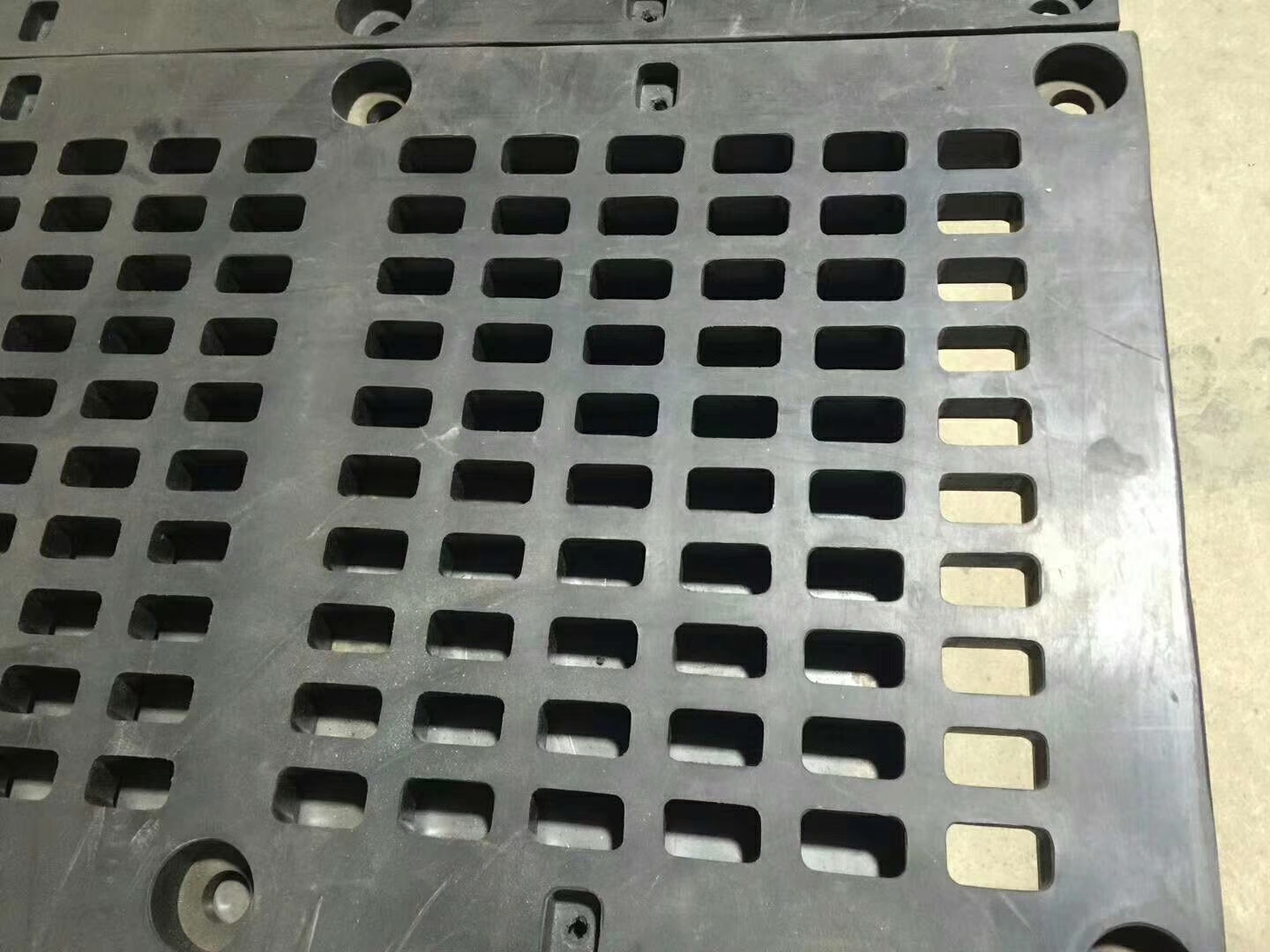 韶欣橡胶筛板